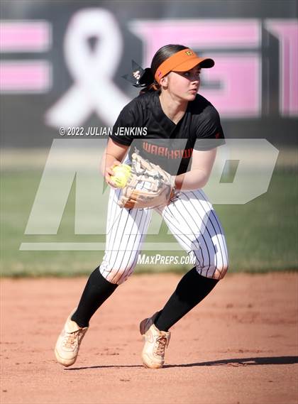 Thumbnail 1 in Bishop Kelly @ Ridgevue photogallery.