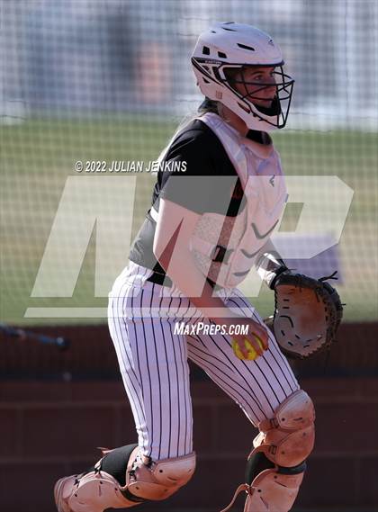 Thumbnail 1 in Bishop Kelly @ Ridgevue photogallery.