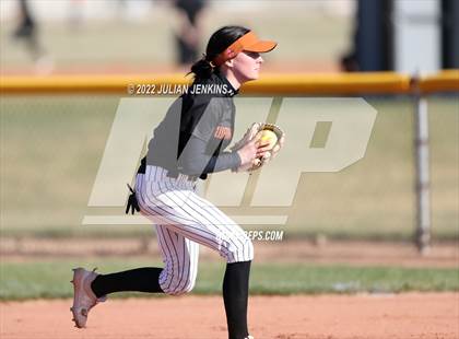 Thumbnail 1 in Bishop Kelly @ Ridgevue photogallery.