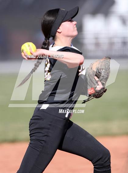 Thumbnail 3 in Bishop Kelly @ Ridgevue photogallery.