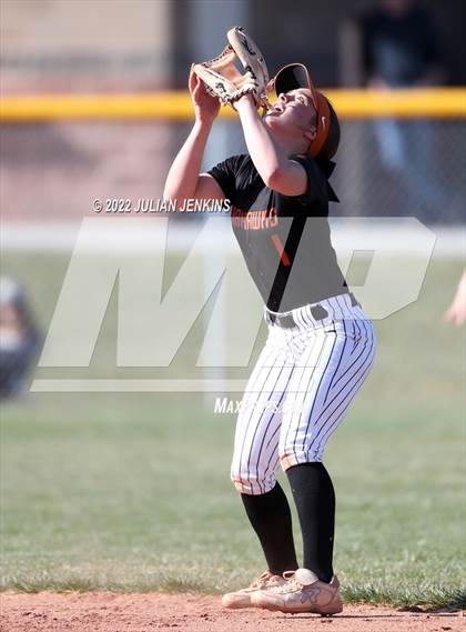 Thumbnail 1 in Bishop Kelly @ Ridgevue photogallery.