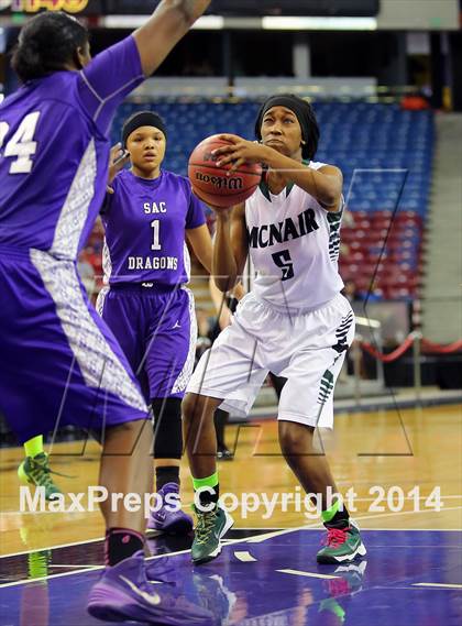 Thumbnail 2 in Sacramento vs McNair (CIF SJS D2 Final) photogallery.