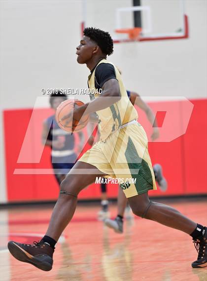 Thumbnail 2 in Holy Spirit Prep vs. Vanguard (Prep Hoops Sun Bash) photogallery.