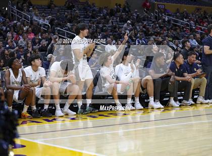 Thumbnail 2 in Mater Dei vs. St. John Bosco (2024 Coastal Catholic Classic) photogallery.