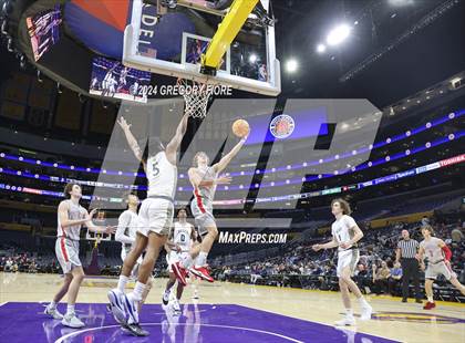 Thumbnail 3 in Mater Dei vs. St. John Bosco (2024 Coastal Catholic Classic) photogallery.