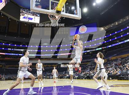 Thumbnail 3 in Mater Dei vs. St. John Bosco (2024 Coastal Catholic Classic) photogallery.