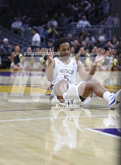 Thumbnail 1 in Mater Dei vs. St. John Bosco (2024 Coastal Catholic Classic) photogallery.