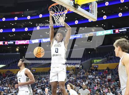 Thumbnail 2 in Mater Dei vs. St. John Bosco (2024 Coastal Catholic Classic) photogallery.