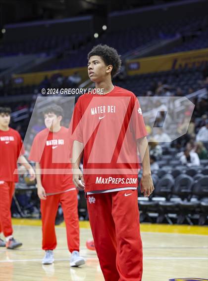 Thumbnail 2 in Mater Dei vs. St. John Bosco (2024 Coastal Catholic Classic) photogallery.