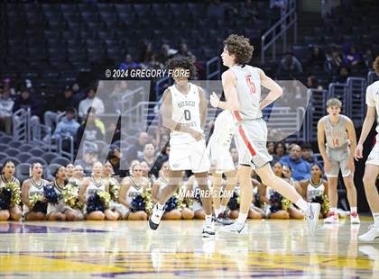 Thumbnail 1 in Mater Dei vs. St. John Bosco (2024 Coastal Catholic Classic) photogallery.