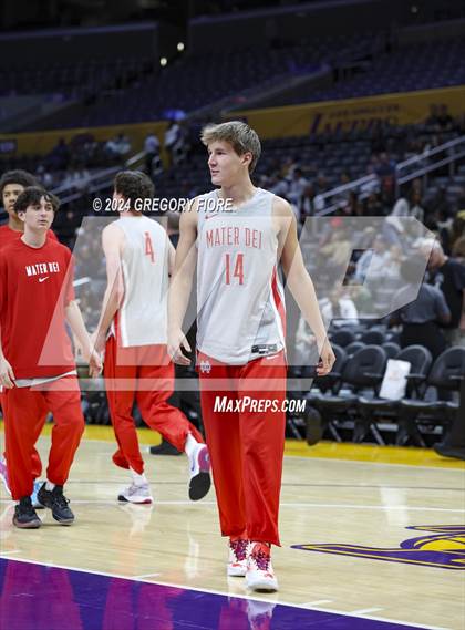 Thumbnail 1 in Mater Dei vs. St. John Bosco (2024 Coastal Catholic Classic) photogallery.