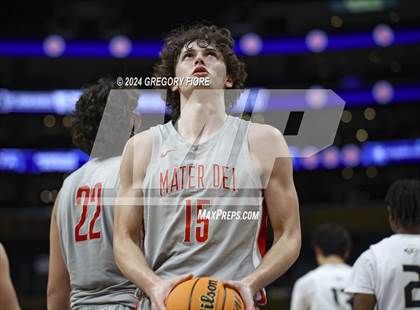 Thumbnail 3 in Mater Dei vs. St. John Bosco (2024 Coastal Catholic Classic) photogallery.