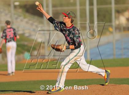 Thumbnail 3 in Thousand Oaks @ Camarillo photogallery.