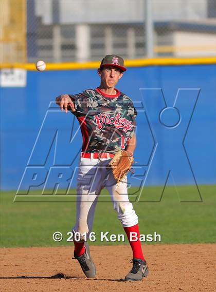 Thumbnail 3 in Thousand Oaks @ Camarillo photogallery.