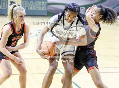 Thumbnail 2 in Archbishop Mitty vs George Rogers Clark (Nike TOC) photogallery.