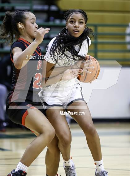 Thumbnail 3 in Archbishop Mitty vs George Rogers Clark (Nike TOC) photogallery.