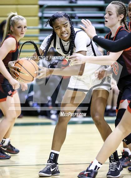 Thumbnail 2 in Archbishop Mitty vs George Rogers Clark (Nike TOC) photogallery.