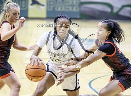 Thumbnail 1 in Archbishop Mitty vs George Rogers Clark (Nike TOC) photogallery.