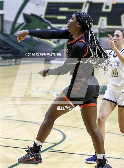 Thumbnail 2 in Archbishop Mitty vs George Rogers Clark (Nike TOC) photogallery.