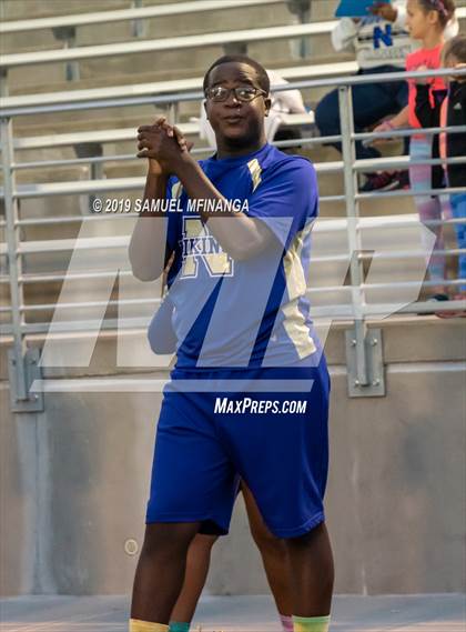 Thumbnail 2 in Omaha North @ Lincoln Southeast photogallery.