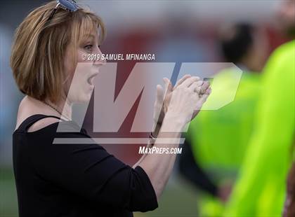 Thumbnail 2 in Omaha North @ Lincoln Southeast photogallery.