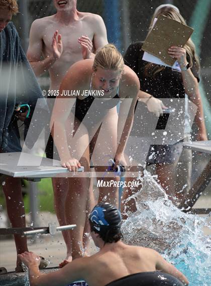 Thumbnail 2 in Maverick Relays- Quint Meet photogallery.