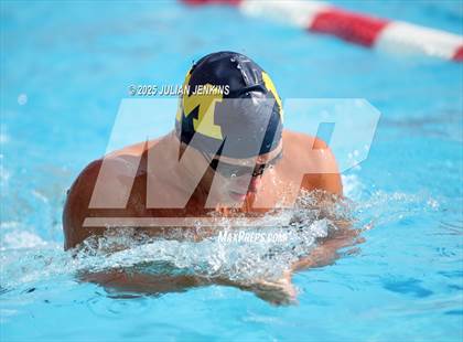 Thumbnail 2 in Maverick Relays- Quint Meet photogallery.