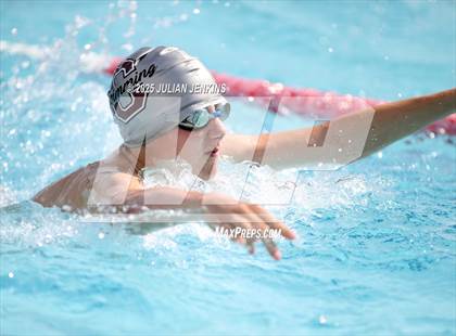 Thumbnail 2 in Maverick Relays- Quint Meet photogallery.