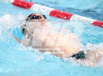 Thumbnail 1 in Maverick Relays- Quint Meet photogallery.