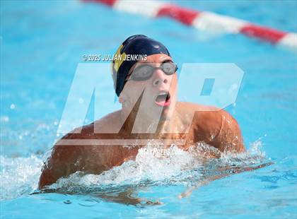 Thumbnail 1 in Maverick Relays- Quint Meet photogallery.