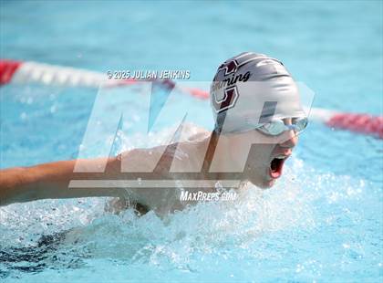 Thumbnail 2 in Maverick Relays- Quint Meet photogallery.