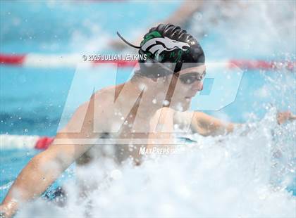 Thumbnail 1 in Maverick Relays- Quint Meet photogallery.