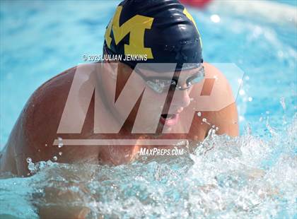Thumbnail 1 in Maverick Relays- Quint Meet photogallery.
