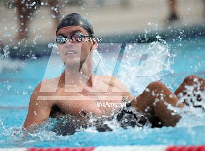 Thumbnail 2 in Maverick Relays- Quint Meet photogallery.