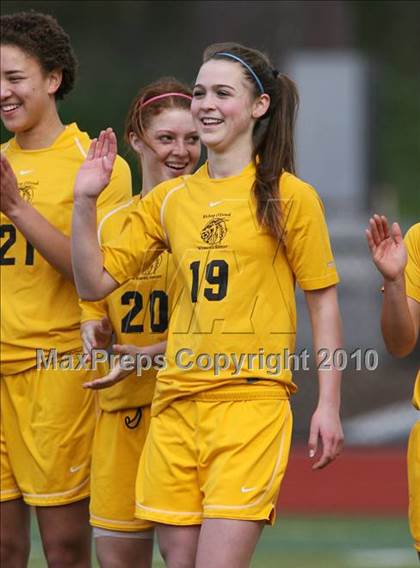 Thumbnail 1 in Alhambra @ Bishop O'Dowd (CIF NCS D2 Final) photogallery.