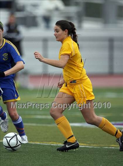 Thumbnail 1 in Alhambra @ Bishop O'Dowd (CIF NCS D2 Final) photogallery.