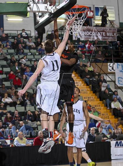 Thumbnail 1 in McKinley vs. Burke Catholic (NYSPHSAA Class A Final) photogallery.