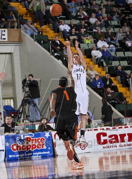 Thumbnail 2 in McKinley vs. Burke Catholic (NYSPHSAA Class A Final) photogallery.