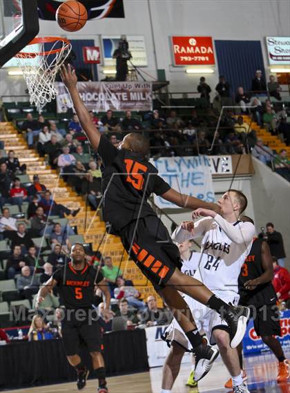 Thumbnail 3 in McKinley vs. Burke Catholic (NYSPHSAA Class A Final) photogallery.