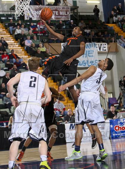 Thumbnail 2 in McKinley vs. Burke Catholic (NYSPHSAA Class A Final) photogallery.