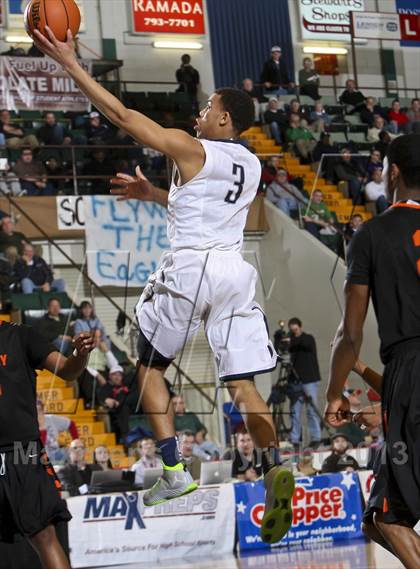Thumbnail 3 in McKinley vs. Burke Catholic (NYSPHSAA Class A Final) photogallery.