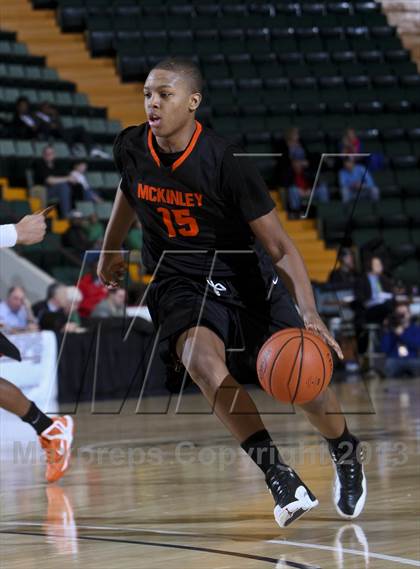 Thumbnail 2 in McKinley vs. Burke Catholic (NYSPHSAA Class A Final) photogallery.