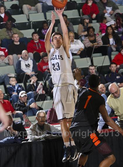 Thumbnail 3 in McKinley vs. Burke Catholic (NYSPHSAA Class A Final) photogallery.