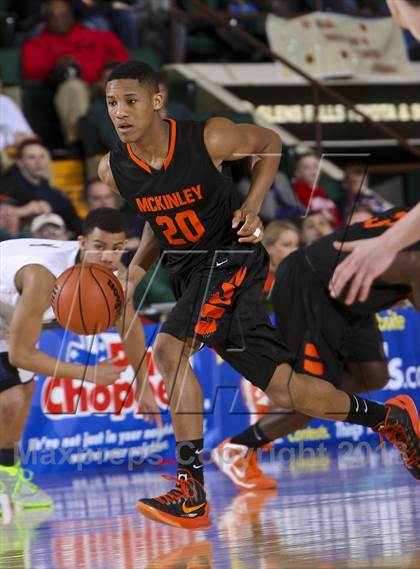 Thumbnail 3 in McKinley vs. Burke Catholic (NYSPHSAA Class A Final) photogallery.