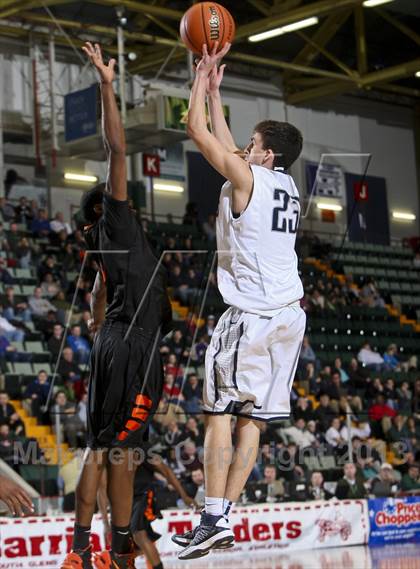 Thumbnail 1 in McKinley vs. Burke Catholic (NYSPHSAA Class A Final) photogallery.