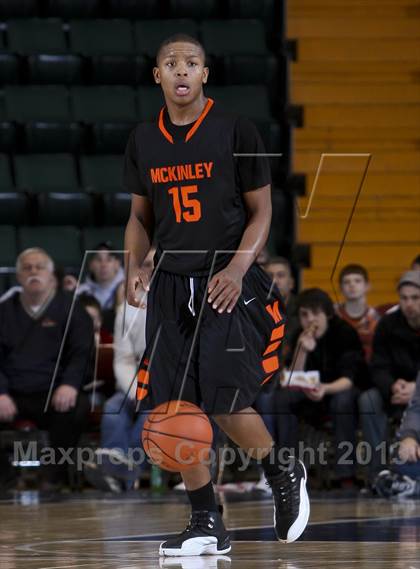 Thumbnail 2 in McKinley vs. Burke Catholic (NYSPHSAA Class A Final) photogallery.