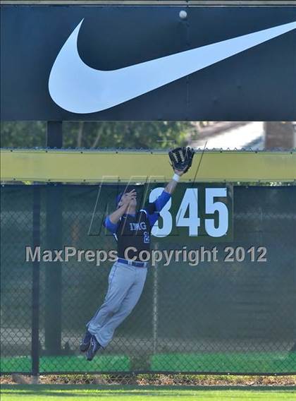 Thumbnail 2 in IMG Academies vs. Spanish Fork (Hard 9 National Classic) photogallery.