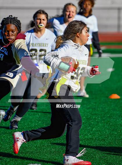 Thumbnail 2 in Dacula vs Sprayberry photogallery.
