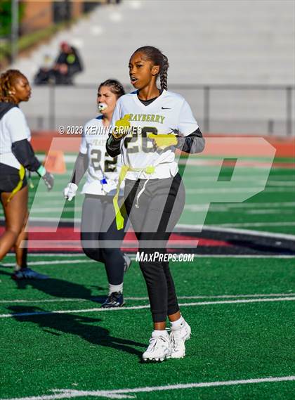 Thumbnail 3 in Dacula vs Sprayberry photogallery.