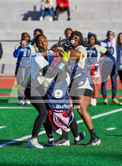 Thumbnail 3 in Dacula vs Sprayberry photogallery.